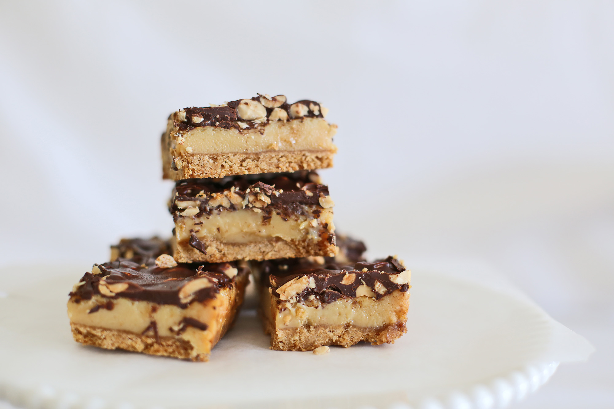 Chocolate, salted peanut & maple caramel slice | a splash of vanilla